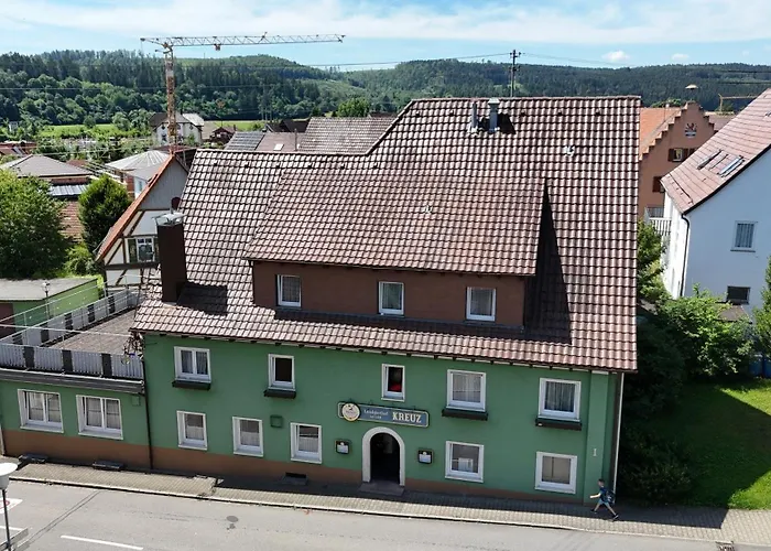 Landgasthof Kreuz Mit Gaestehaus *